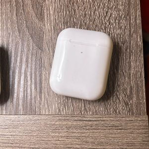 Apple AirPods